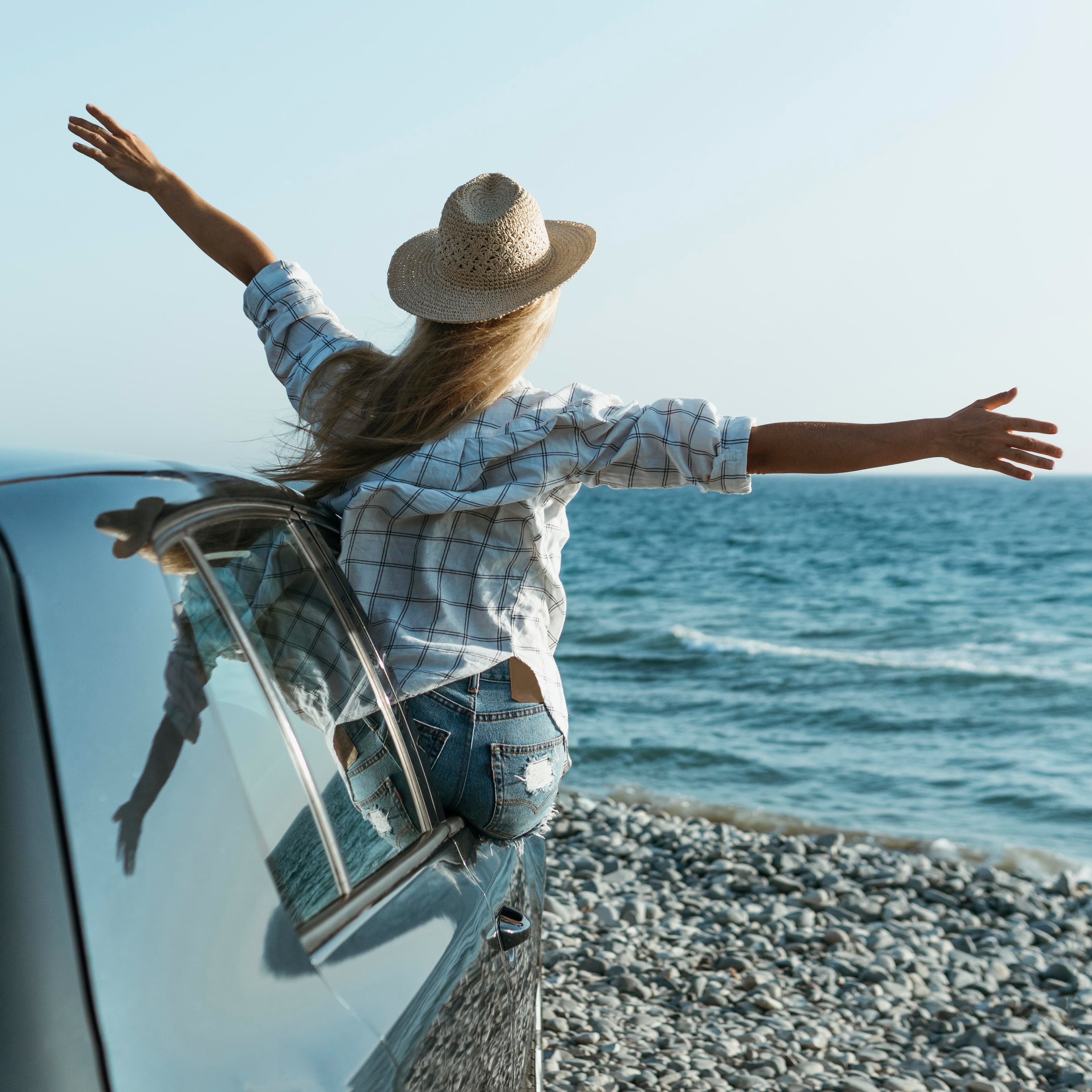 ¿Qué documentación debo llevar en el auto para salir de vacaciones?